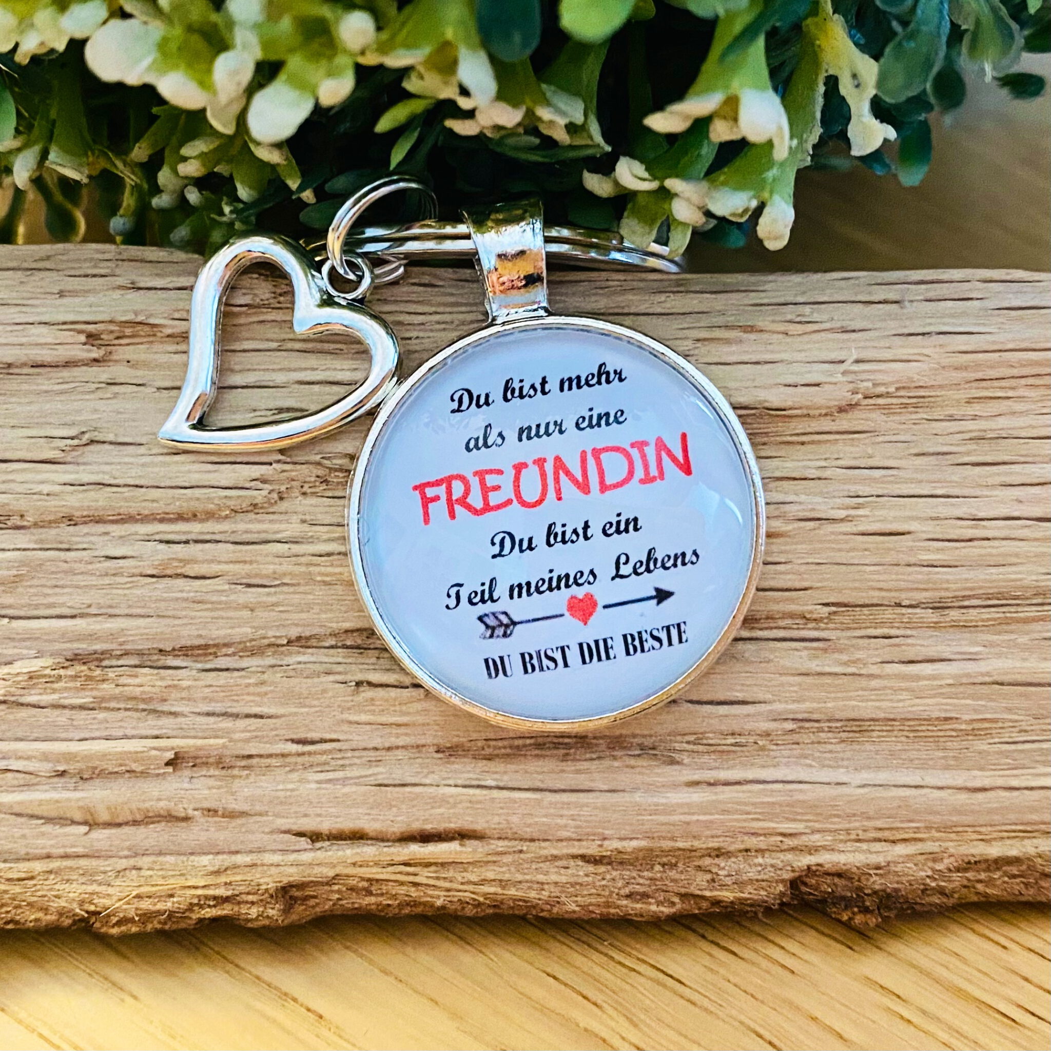 Schlüsselanhänger Mehr als nur eine Freundin... Herz MiniGeschenke.de